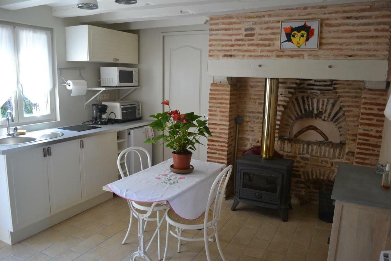 Bed and Breakfast La Licorne Lamarche-Sur-Saone Exterior foto